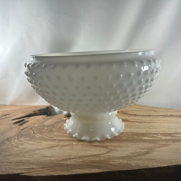 Vintage White Milk Glass Hobnail Lamp Globe Shade 10" Fitter Crimped Ruffled - Picture 6 of 9